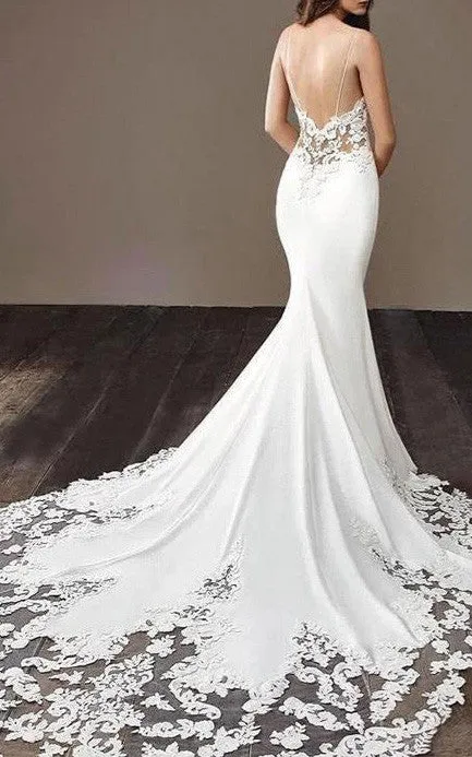 Bohemian Mermaid Lace V-neck Satin Spaghetti Garden Wedding Dress Simple Casual Elegant Romantic With Open Back And Appliques-716796