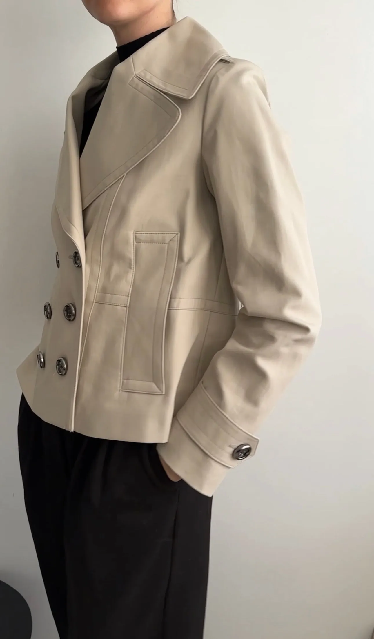 Burberry London Light Beige Short Trench Jacket - IT38 / USA 4