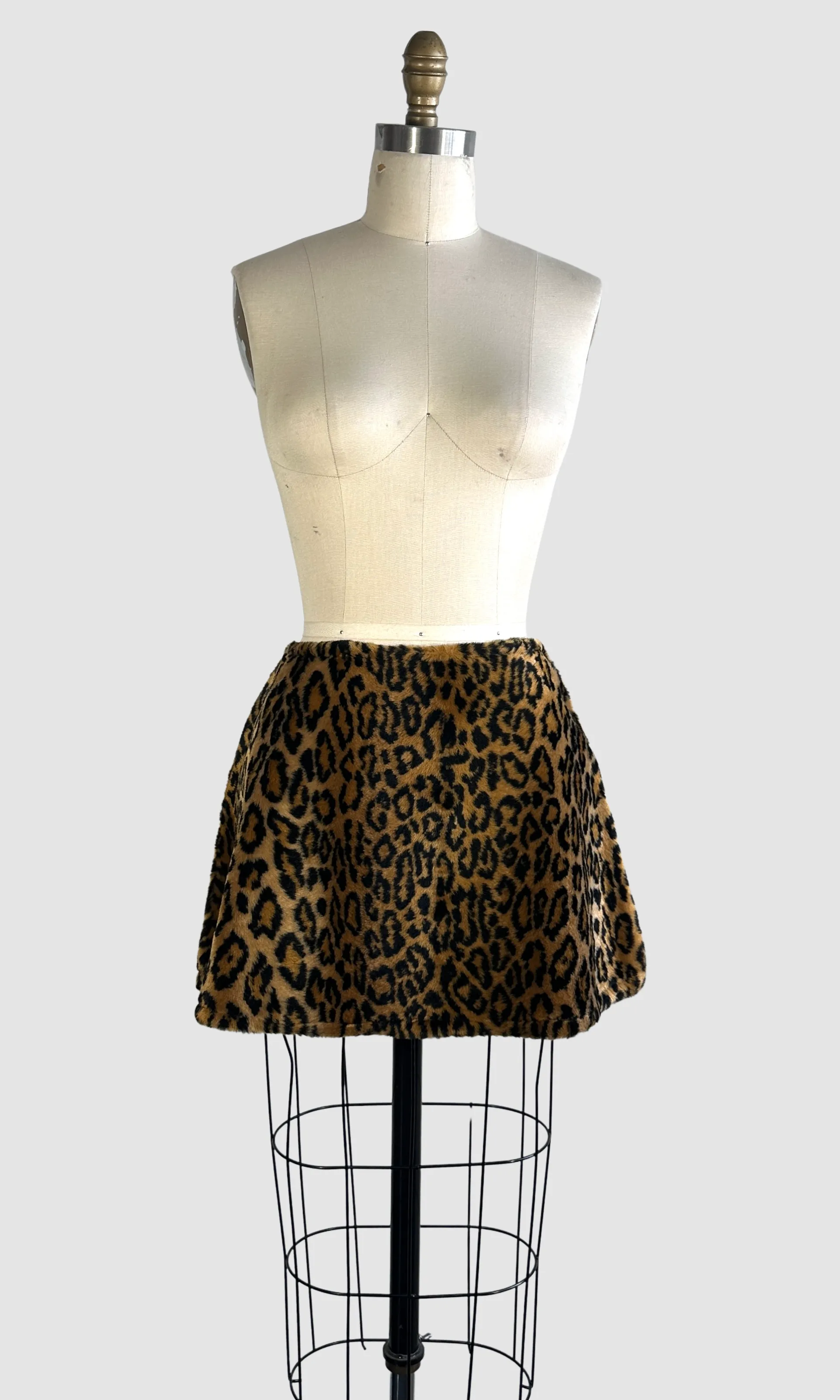 LIP SERVICE 90s Faux Fur Leopard Print Mini Skirt Small Medium